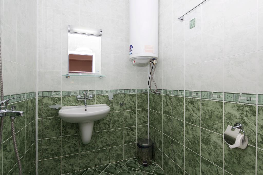 Red House Guest House ネセバル 部屋 写真